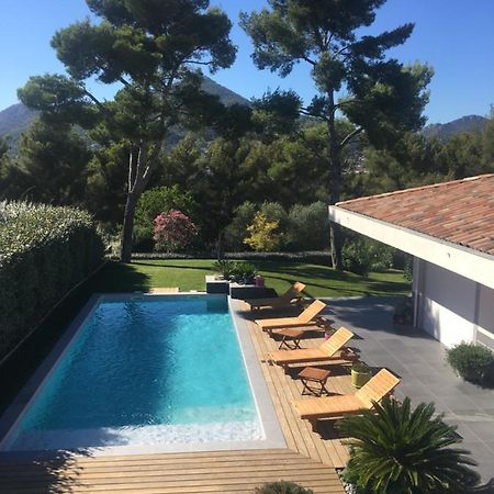 Chambre Luxe Dans Villa De Standing Avec Piscine, Acces Discret Et Independant, Terrasse Arboree Et Parking Prive 拉瓦勒他·杜瓦尔 外观 照片