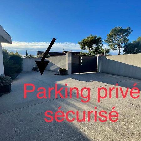 Chambre Luxe Dans Villa De Standing Avec Piscine, Acces Discret Et Independant, Terrasse Arboree Et Parking Prive 拉瓦勒他·杜瓦尔 外观 照片